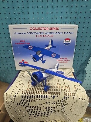 1992 Amoco Vintage Airplane Coin Bank 1:32 Scale 1932 Lockhead Vega New In Box - Image 1 of 4