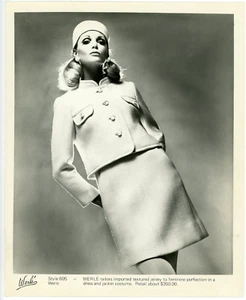 Vintage 8x10 Foto Schauspielerin Model trägt Modedesigner Dan Werlé 60er Jahre - Bild 1 von 4