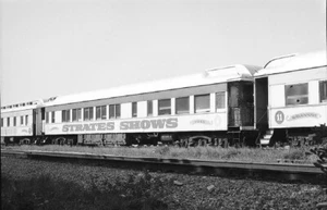 25C300B NEG 1972 STRATE SHOWS CIRCO FERROCARRIL PULLMAN CAR #8 'YORK' HOLLYWOOD - Imagen 1 de 1