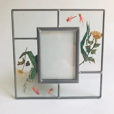 Marco de fotos vintage de metal con plomo ~ flores prensadas y secas ~ cabaña boho Foto 1 de 4
