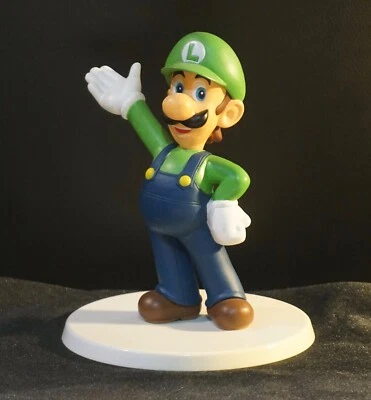 Nintendo Luigi 6" pulgadas Figura Juguete Sobre Soporte Raro Foto 1 de 4
