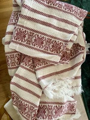 复古手工编织乌克兰红白编织毯 — 第 1/4 张图片