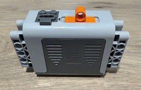 LEGO Technic Power Functions Battery Box #8881 uses 6 AA batteries Tested