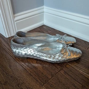 Schutz Arissa Woven Metallic Silver Ballet Flats Size 9 - Picture 1 of 7