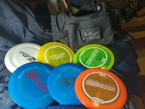 Fade Disc Black Bag With 6 Disc Golf Disc. - Picture 1 of 13