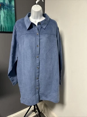 Joan Rivers Mujer’s 2X Shaket Imitación Gamuza Bolsillos Botón Delantero Azul Minimalista Foto 1 de 4