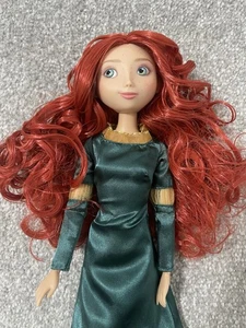 Disney Store MERIDA Classic Doll - BRAVE - Picture 1 of 3