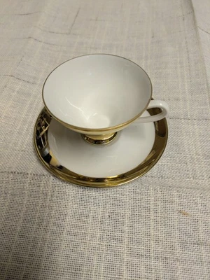 Gedeckset von Bareuther in Waldsassen, Bayern Gold Weiß - Bild 1 von 4