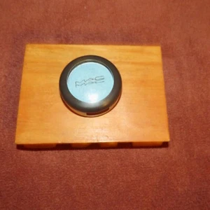 Mac Halftone Blue Eyeshadow Color Theory Collection LE Limited Edition DISC! - Picture 1 of 3