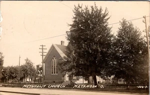 METAMORA, OHIO - METHODIST CHURCH - USED OLD REAL PHOTO POSTCARD - Picture 1 of 2