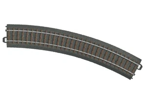 Spur H0 - Art.Nr. 24230 Märklin Gebogenes C-Gleis Radius R2 = 437,5 mm / 30° - Bild 1 von 1