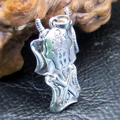 Colgante pirata gótico T esqueleto de venganza de la reina Ana de plata esterlina 925 maciza Foto 1 de 4