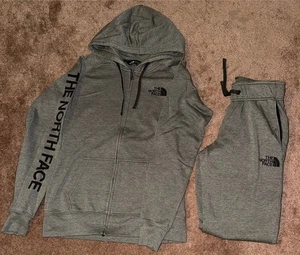 THE NORTH FACE Damen Grafik Trainingsanzug Set Jogginghose & Full Zip Hoodie Gr. XS/S - Bild 1 von 10