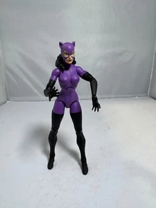DC Collectibles Essentials #22 KNIGHTFALL CATWOMAN Purple Suit Action Figure - Picture 1 of 6