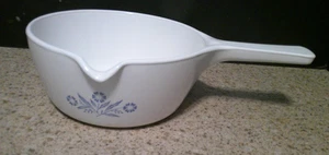 Corning Ware Blue Cornflower 2 1/2 Cup Saucepan w/Pour Spout P-89-B No Lid VGUC - Picture 1 of 3