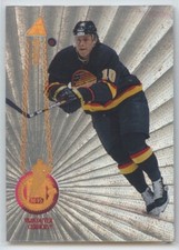 1994-95 Pinnacle RINK Collection Pavel Bure #140 Canucks!