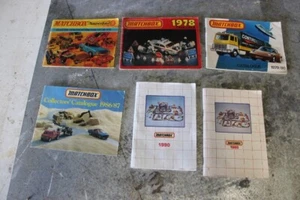 Diecast model books #2 - Picture 1 of 7