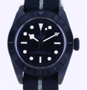 Tudor Uhr Black Bay Ceramic Master Chronometer 2022 B+P Diver MT5602-1U Top - Bild 1 von 15