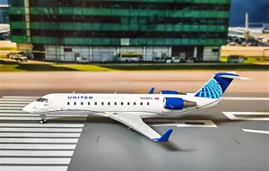 GeminiJets United Express para BOMBARDIER CRJ-200LR N246PS 1:200 preconstruido - Imagen 1 de 8