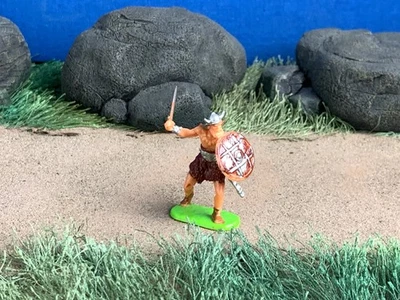 Elastolin Alemania Guerrero Vikingo Defendiendo con Espada, Escala 1:45 (40 mm) Foto 1 de 4