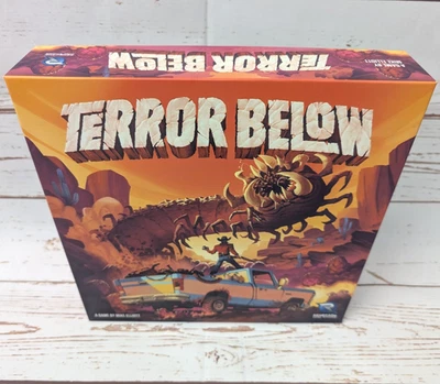 Juego de mesa Terror Below de Renegade Game Studios completo con extras de Kickstarter Foto 1 de 4