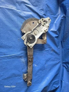 86-92 93 94 95 SABLE RIGHT/PASSENGER SIDE FRT POWER WINDOW REGULATOR - Foto 1 di 2