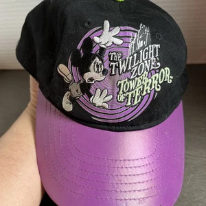 Disney Parks Twilight Zone Hollywood Tower of Terror Mickey Baseball Cap - Jugend - Bild 1 von 8