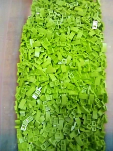 Lego Kalk Schräge gebogen 2X1 50 Stück Bulk Lot NEU - Bild 1 von 1