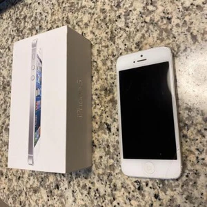 Iphone 5 White 32Gb Softbank With Box - Picture 1 of 5