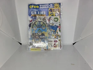 Disney  Club Penguin Magazine With fantastic gifts PUFFLE PINBALL - Imagen 1 de 2