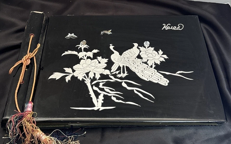 Vintage Large 15” Lacquer Photo Album – Mother-of-Pearl Peacock Inlay – Asian - Image 1 of 4