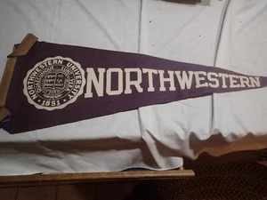 Northwestern University Pennant college vintage in feltro viola e bianco - Foto 1 di 8