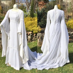 Ultimate 1970s Bohemian Medieval Wedding Gown Dress Long Angel Sleeves Train - Imagen 1 de 14