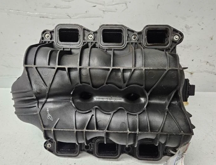 2009-2011 Dodge Dakota  3.7L Intake Manifold Assembly OEM Foto 1 de 4