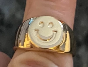 Smiley Face Gold Toned Size 6 1/2 Ring  - Picture 1 of 3