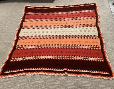 80s VTG Multi color, HandMade, Granny Crochet, Throw, treble shell, slip stitch  Foto 1 de 4