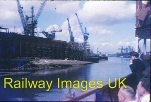 Foto - Slipways of Fairfields Shipyard on the Clyde c1957 - Imagen 1 de 1