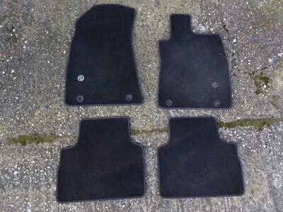 GENUINE MG ZS 2019-2024 AUTOMATIC VELOUR CARPET FLOOR MATS 10762145 - Image 1 of 3