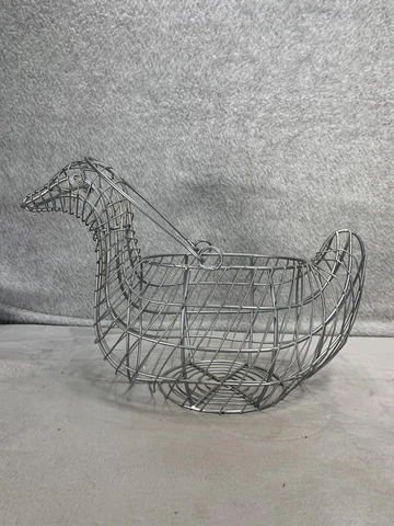 VTG Brass/Metal Figural Duck Basket Shaped Rustic Primitive Farm Decor Cover