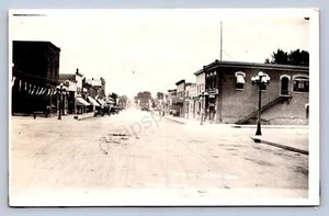 K12/ Alton Iowa RPPC Postcard c1920 10th Street Stores Buildings 462 - Picture 1 of 4