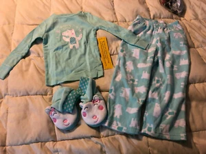 NEW BABY CIRCO AQUA BLUE SLEEPWEAR SHIRT & PANTS & SLIPPERS SIZE 2T SET - Picture 1 of 4