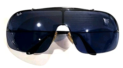 Gafas de sol Ray Ban RB3160 004/7B Gunmetal Blue Shield grandes Foto 1 de 4
