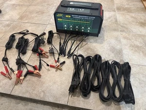 Cargador multibanco de batería Tender 5 bancos mantenedor 20A 6/12V + 5X 12FT CABLE EXT+ - Imagen 1 de 17