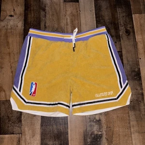 Culture Industries Corduroy Men’s Shorts Yellow Luxury Streetwear NBA Look XL - Picture 1 of 8