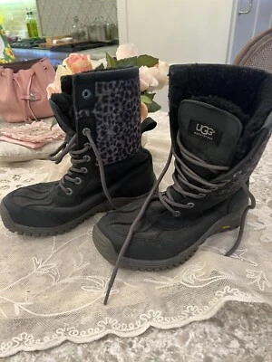 UGG Adirondack II Exotic Womens Black Animal Print Vibran Size 7 Or 7.5 - Image 1 of 4