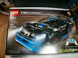 LEGO Technic 42176 Porsche GT4 e-Performance Modellino Auto NUOVO SIGILLATO - Foto 1 di 8