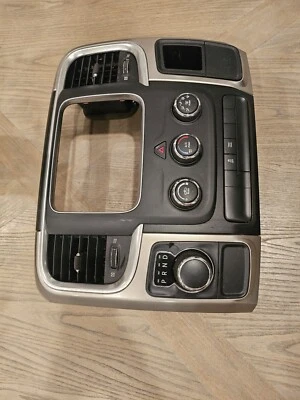 13-16 Dodge Ram 1500-3500 Center Dash Radio Bezel Heater A/C Used OEM - Изображение 1 из 4