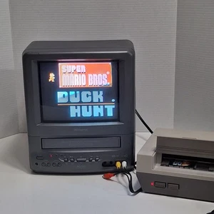 Memorex MVT2090 9” Series A Portable Color Retro Gaming TV VCR Combo VHS Player - Picture 1 of 7