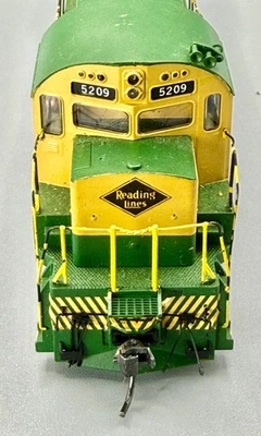 Locomotiva a diesel Atlas Classic-HO escala ALCO C424 #5209 leitura RDG - NÃO TESTADA - Imagem 1 de 4