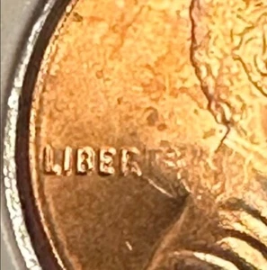 LEER Hermosa Moneda Multi Error 2021 Centavo Letras Faltantes + #1 Acuñada - Imagen 1 de 9